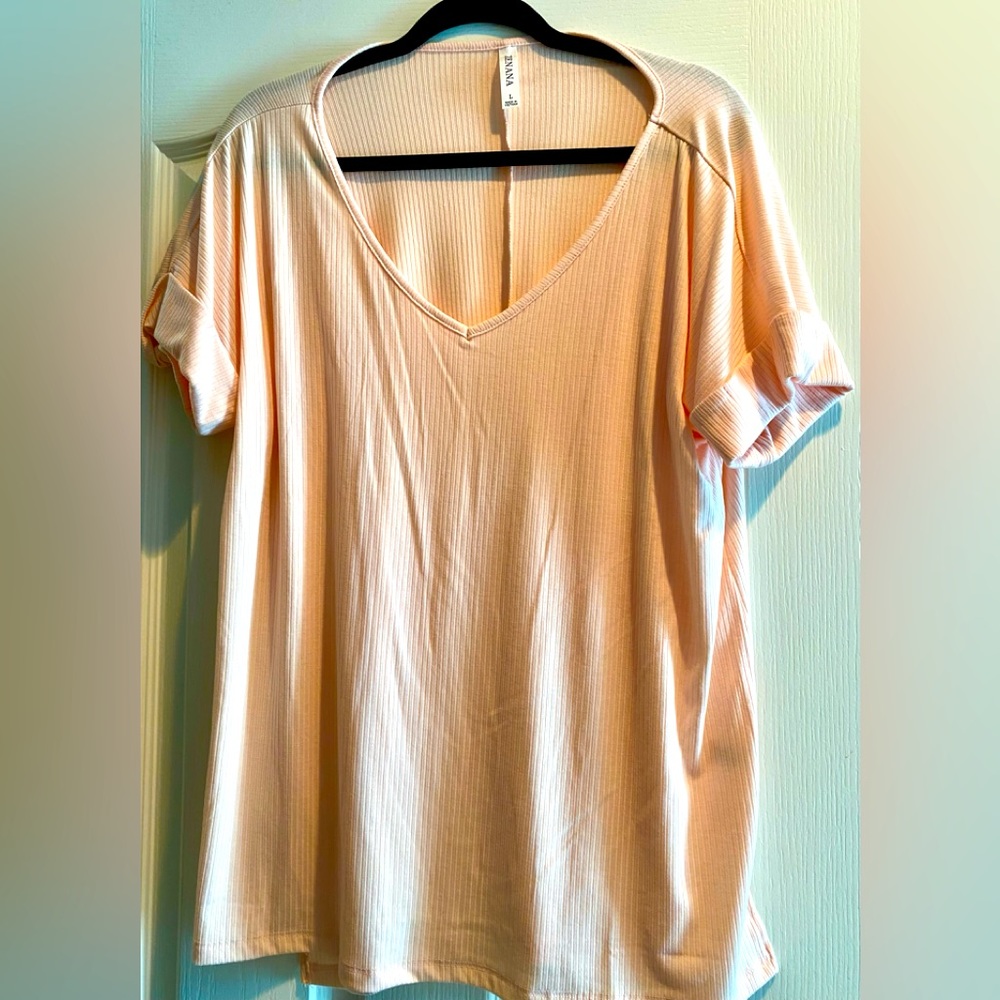NWOT women peach large tunic